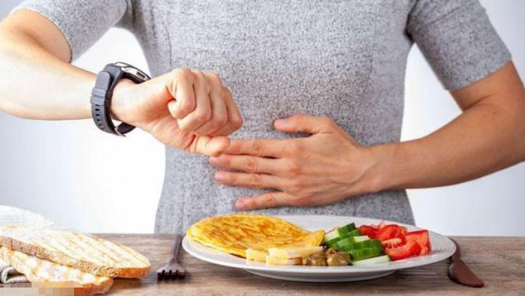 轻断食减肥的正确方法,5+2轻断食减肥方法(附食谱)
